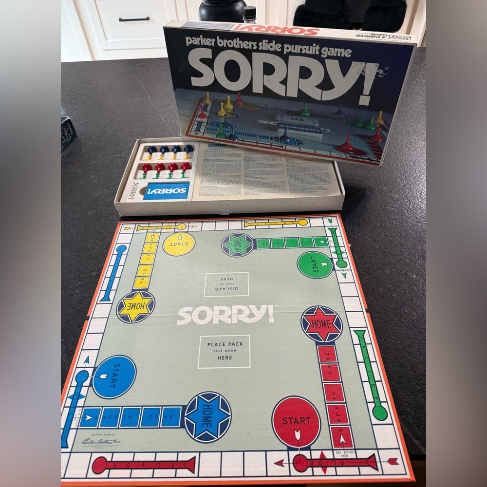 Vintage 1972 Parker Brothers Sorry! Slide Pursuit Game – Complete - Picture 7 of 9